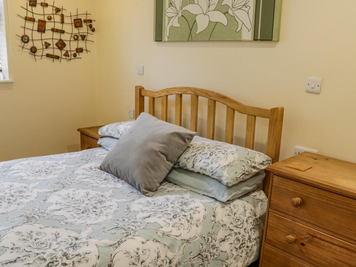 Apartment 6 Whitby Bagian luar foto